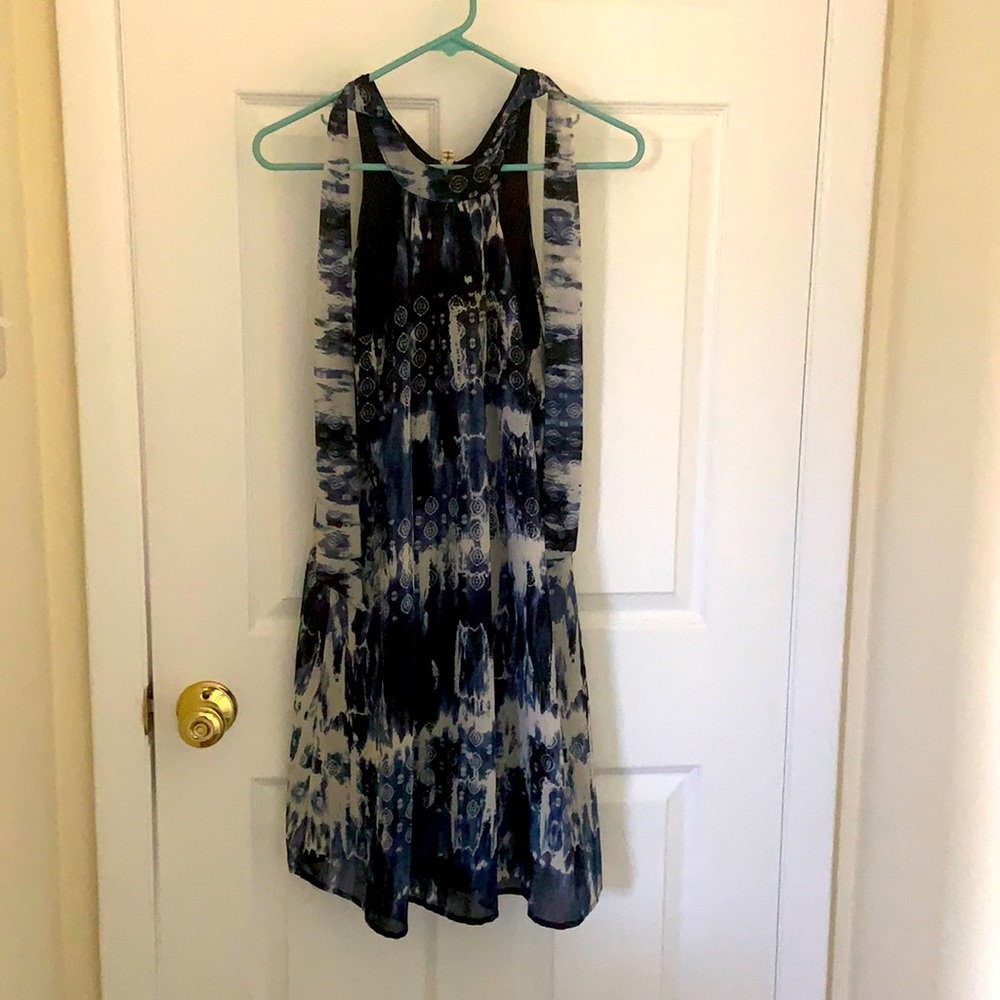 Japna neck tie dress